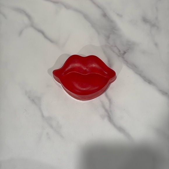 Lip soap bars💋 Set of 3 - Picture 5 of 10